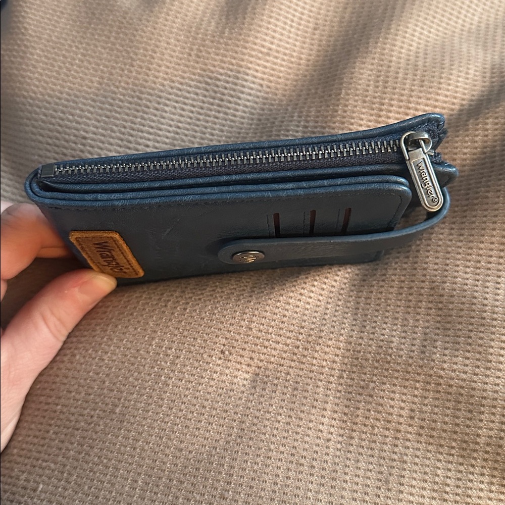Wrangler RFID Wallet - Picture 3 of 4